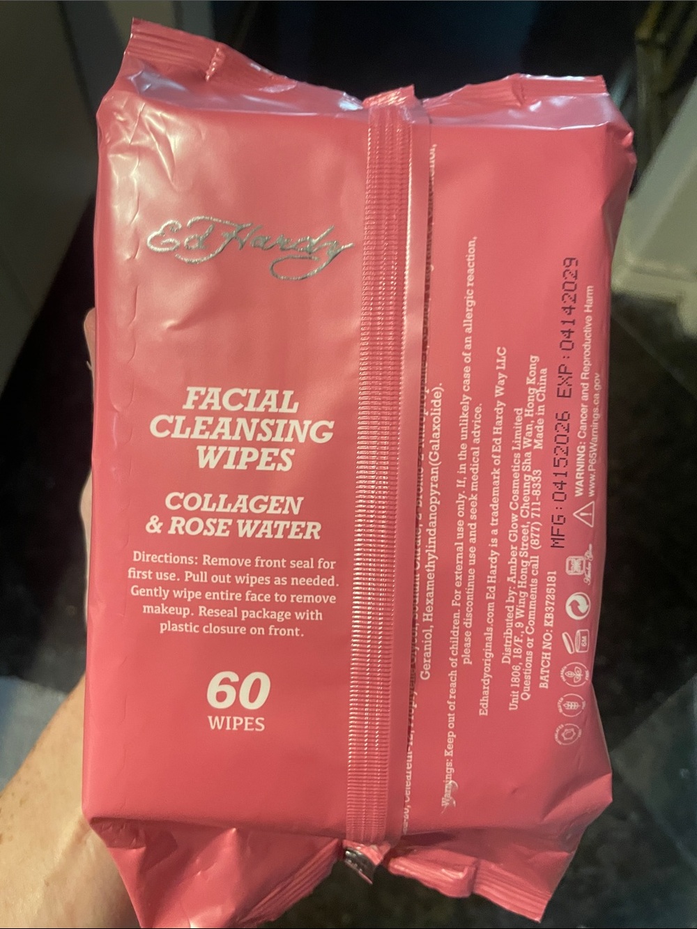 Ed Hardy Collagen and Rose Water Firming wipes - Picture 4 of 4